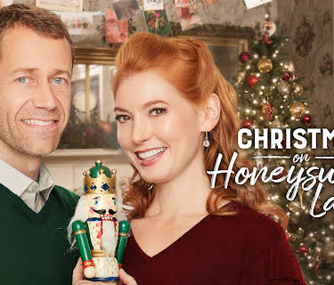 Christmas on Honeysuckle Lane (2018)