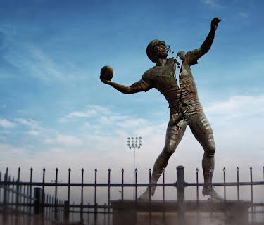 Untold: The Fall of Favre (2025)