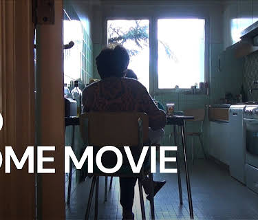 No Home Movie (English Subtitled) (2015)