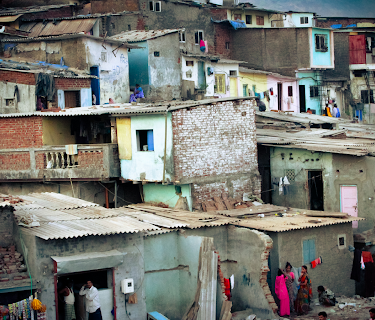 Slums: Cities of Tomorrow (2015)