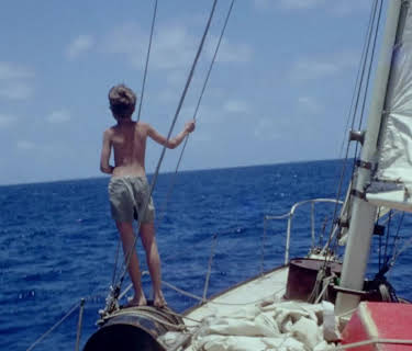 Following Seas (2017)