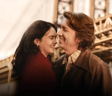 Parachute (2024)