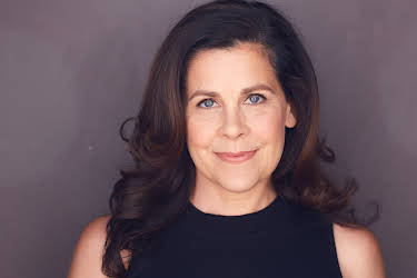 Darlene Violette