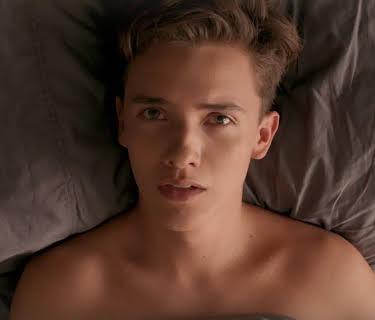 A Wake (2021)
