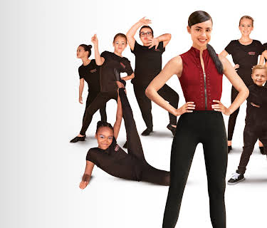 Feel the Beat (2019)