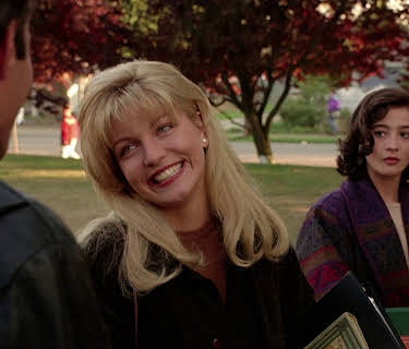 Twin Peaks: Fuego camina conmigo (1992)