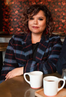 Linda Yvette Chávez