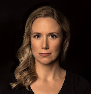 Laura Ault