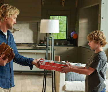 Secret Headquarters (2022)