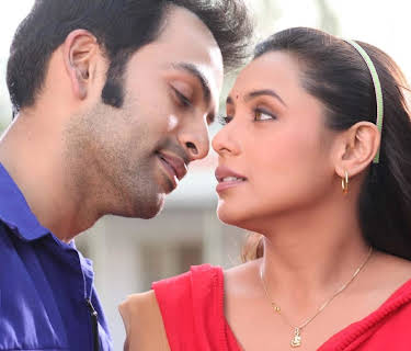 Aiyyaa (2012)