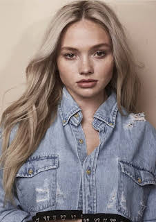 Natalie Alyn Lind