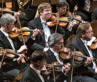 Tchaikovsky - Violin Concerto (2015)