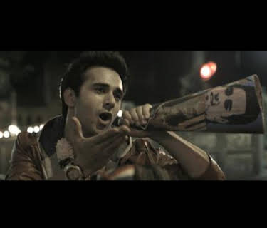 Fukrey (2013)