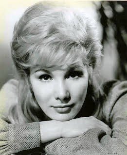Susan Hampshire