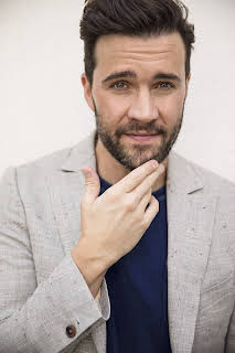 Gil McKinney
