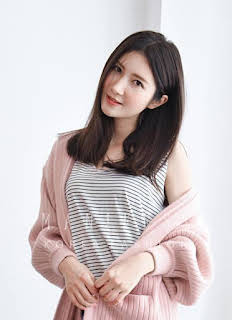 Alina Tsai