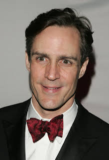 Howard McGillin