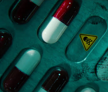 Cold Case: The Tylenol Murders