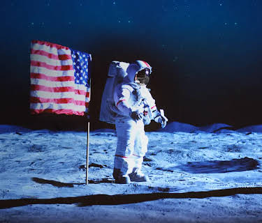 From the Earth to the Moon