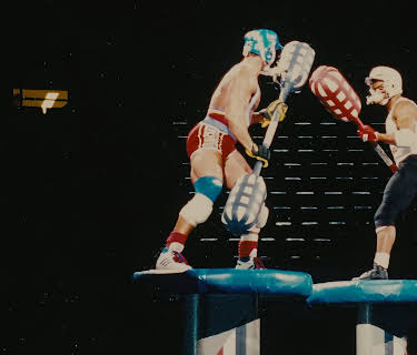 Muskler og kaos: Den uautoriserte historien om American Gladiators