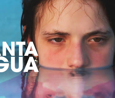 Tanta Agua (2013)