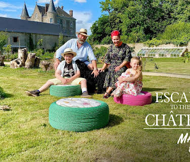 Escape to the Chateau: Make Do and Mend S1