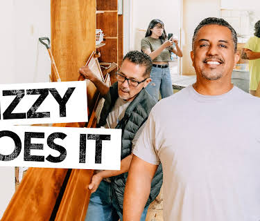 Izzy Does It, Season 1