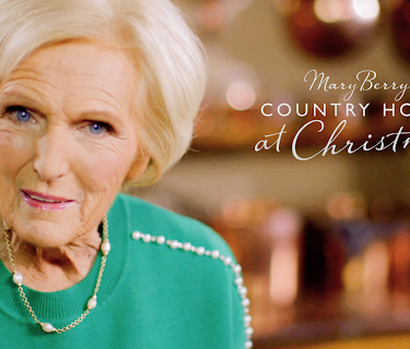 Mary Berry's Country House at Christmas