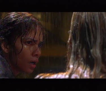 Gothika (2004)