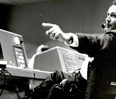 Mission Control: The Unsung Heroes of Apollo