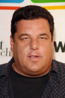 Steve Schirripa