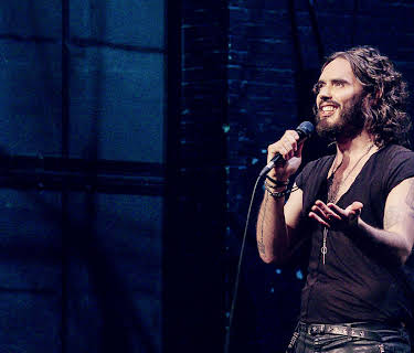 RUSSELL BRAND: RE:BIRTH (2018)