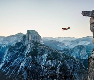 Valley Uprising (2014)