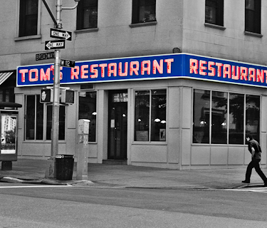 Tom's Restaurant - a documentary about everything (2014)