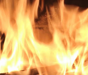 Relaxing Fire - Christmas music (2022)