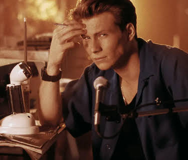 Pump Up the Volume (1990)