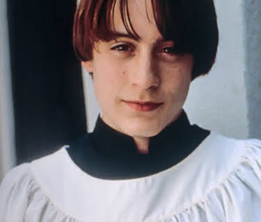 The Dangerous Lives of Altar Boys (2002)