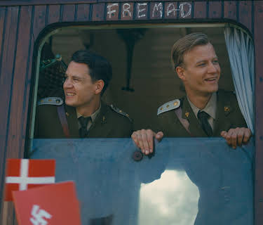 De Forbandede År (2020)