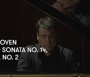 Beethoven - Piano Sonata No. 14, Op. 27, No. 2 (2019)
