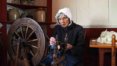 8:30 PM: Immigration Tracks | BBC Alba | 4/4 2026