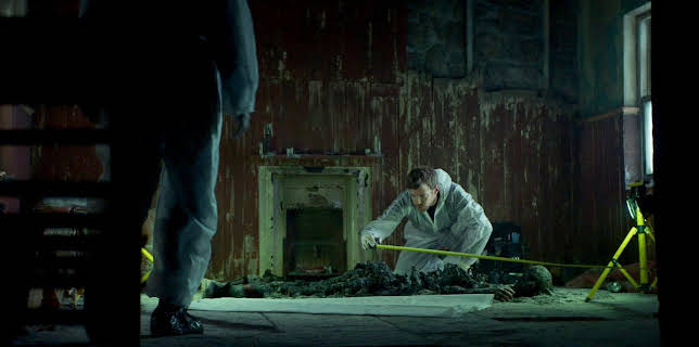 03:25: Simon Becketts: Die Chemie des Todes (3/6) | Das Erste | 12/21 2025