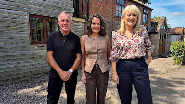 2:35 PM: Escape to the Country (S25) | BBC One | 8/16 2026