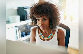 How to Build a Thriving Workplace: A Leader's Guide: Mindfulness at Work: The Power of Presence