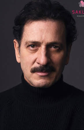 Juan Carlos Remolina as 