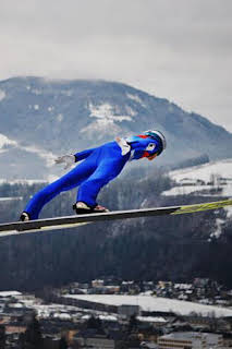 03:00: Copa del mundo de saltos de esquí M - Planica (T25/26): Ski Flying 1 | Eurosport 2 | 3/28 2026
