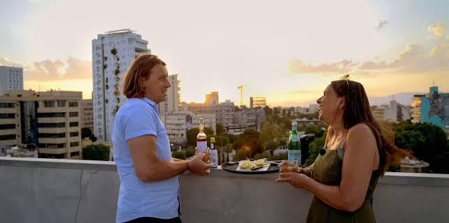 11:45: Anne og Anders i Europa: Kypros | NRK 2 | 11/28 2025