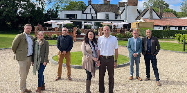 1:50 PM: Four in a Bed | Channel 4 | 1/2 2026