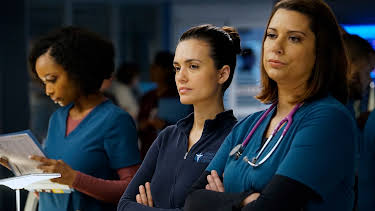 17:45: Chicago Med (S5 E20) (S5) | Viasat Series | 10/2 2026