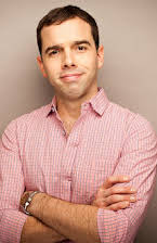 Jeremy Birrell som Reporter #2