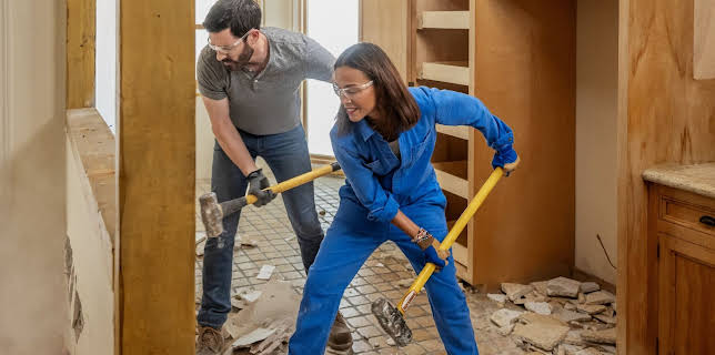 22:10: Celebrity DIY - Stars packen an | Sixx | 1/27 2026